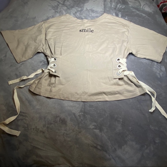 Lace up drop shoulder tee - Picture 2 of 6